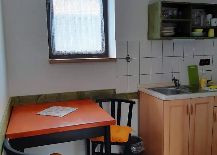 Nad Rybnikem - Rodinny Rekreacni Areal Hnacov