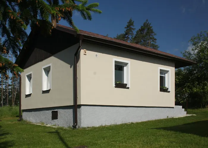 Nad Rybnikem - Rodinny Rekreacni Areal Hnacov