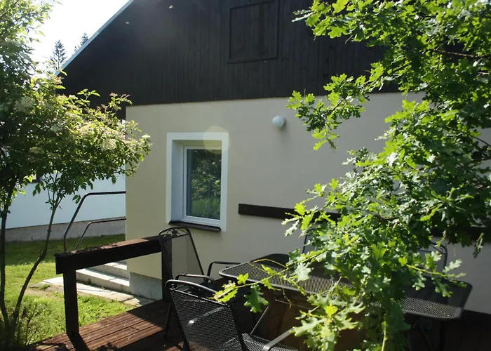 Nad Rybnikem - Rodinny Rekreacni Areal Vakantiepark Hnacov